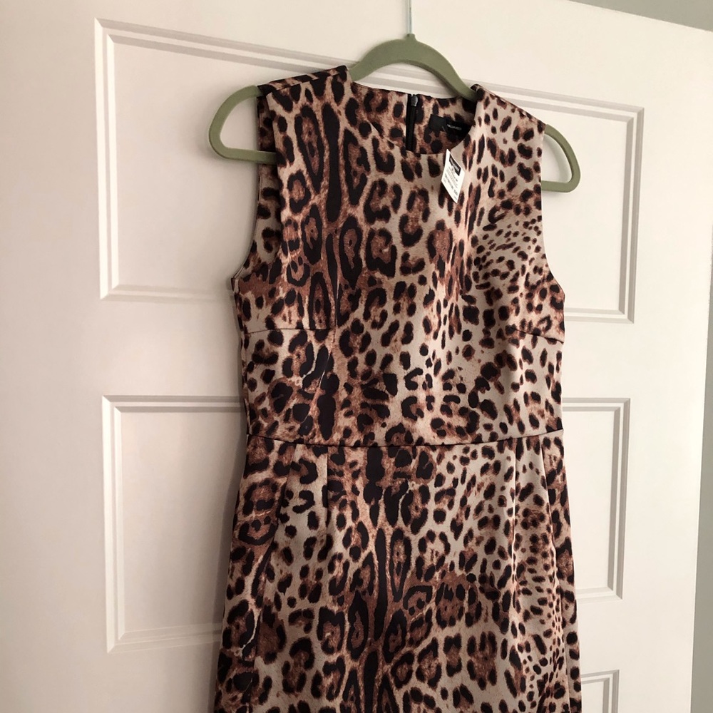 Thick fabric with animal print dress